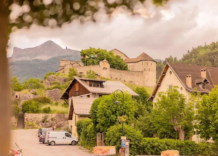 Guettee Des Alpes - Cite Medievale, Allos & Verdon Holiday home *