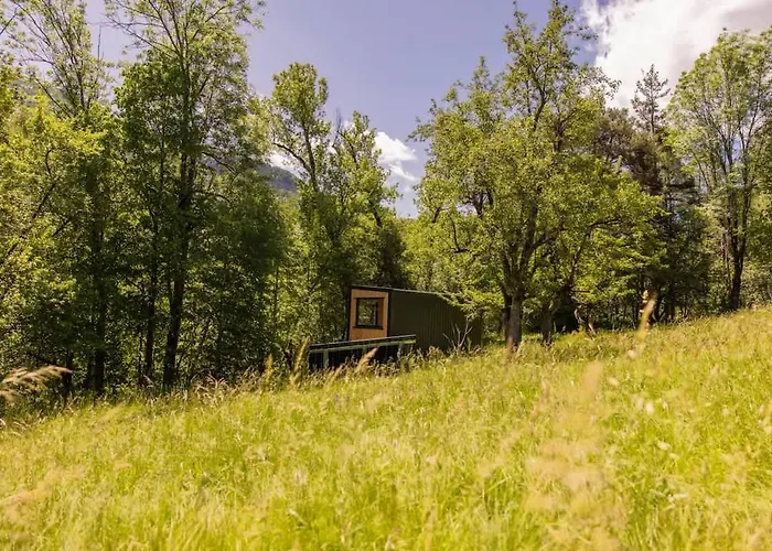 Guettee Des Alpes - Cite Medievale, Allos & Verdon *