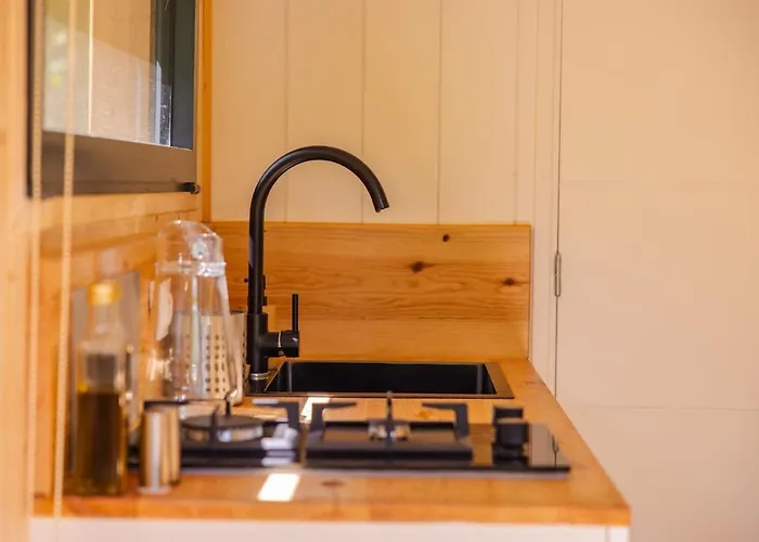 Guettee Des Alpes - Cite Medievale, Allos & Verdon Colmars